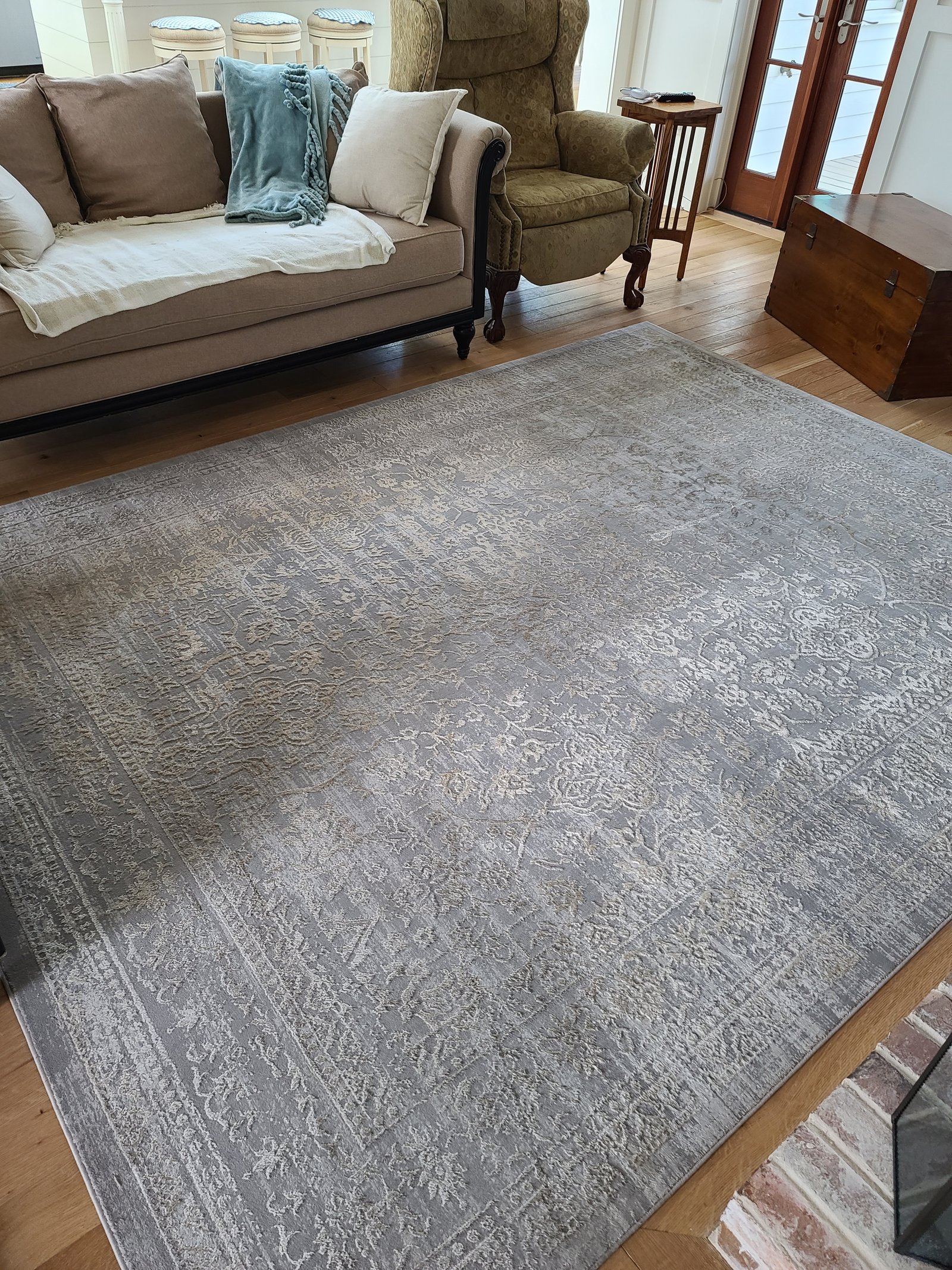 Area rug cleaning